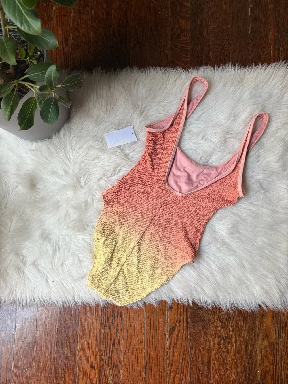 Good American Always Fits Ombre One Piece Swimsuit Peach S/M NWT High Cut
